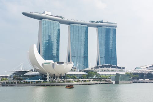 Lainatarjous Asuntolaina: Opas Uusille Ja Olemassa Oleville Asuntolainan Hakijoille