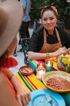 Miten Pelata Pokeria: Askeleet, Strategiat Ja Vinkit