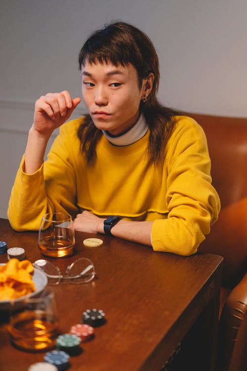 Kuinka Paljon Omaa Rahaa Pitää Olla Asuntolainaan: Vaatimukset Ja Suositukset